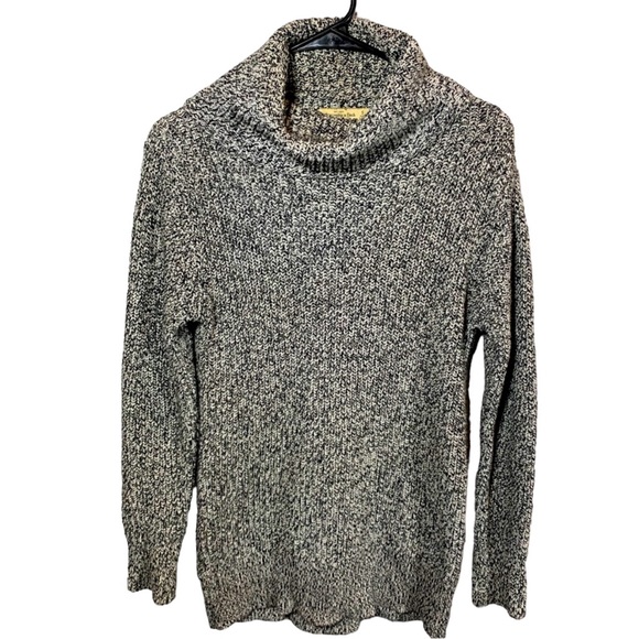 Abercrombie & Fitch Women’s Turtle Neck Sweater Sz Small - Picture 2 of 7
